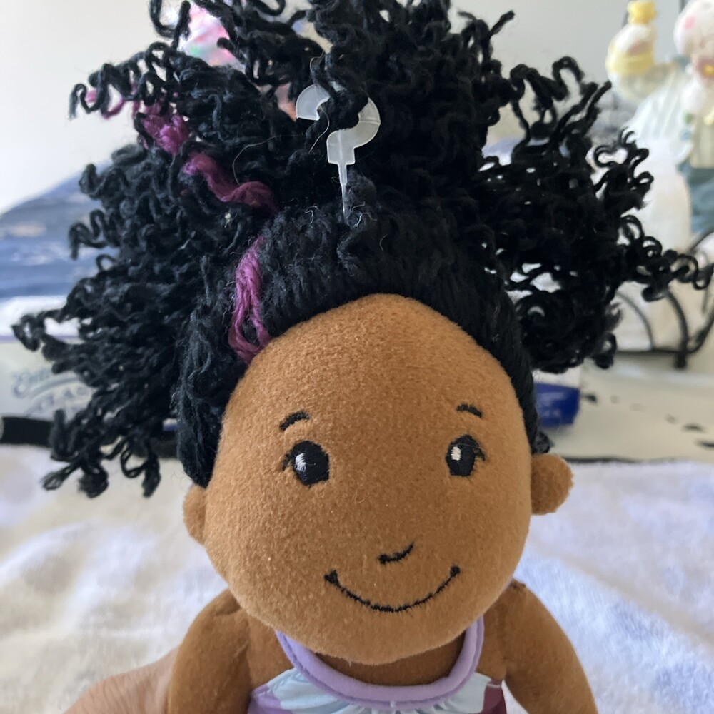 GROOVY GIRL DOLL KARLY IN ORIGINAL OUTFIT. NEW, PRISTINE CONDITION! BEAUTIFUL